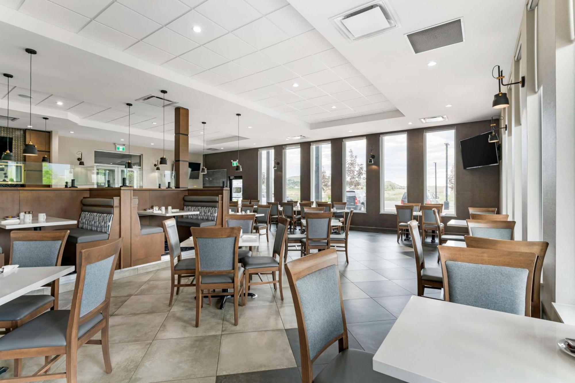 Best Western Premier Route 97 Vernon Esterno foto